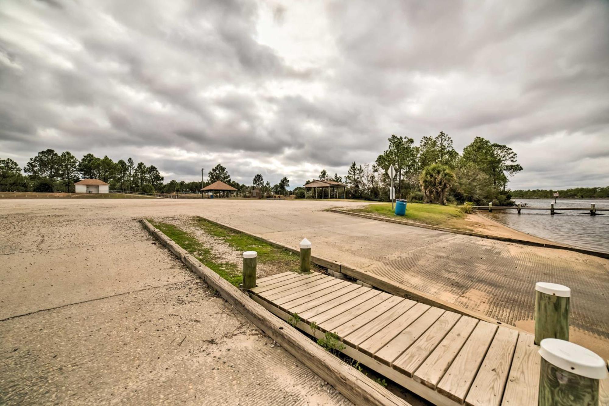 Waterfront Florida Vacation Rental With Boat Dock Milton Bagian luar foto
